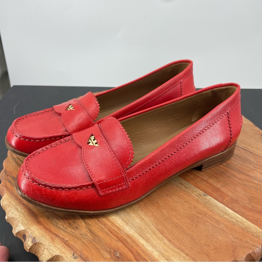 TORY BURCH Pennie Penny Loafer Shoes size 9 red leather gold logo